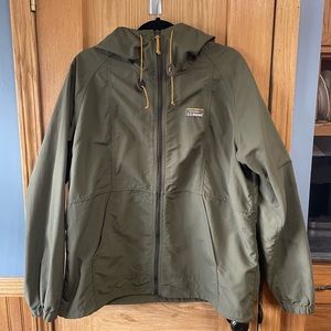 LL Bean Women’s Mountain Classic Full-Zip Jacket